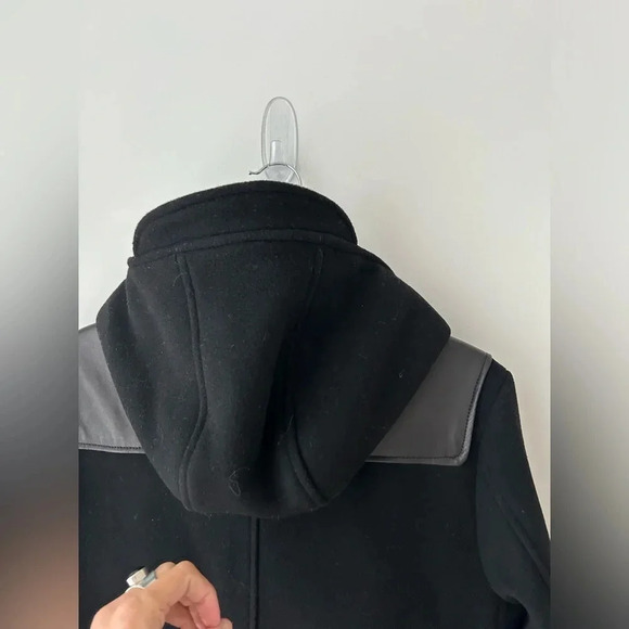 The Kooples BLACK DUFFLE COAT WITH LEATHER details - Picture 12 of 14